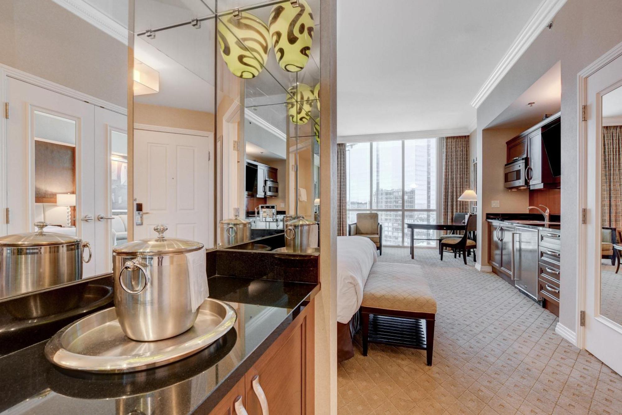 The Fantasy Suite Mgm Signature Pool View Las Vegas Ngoại thất bức ảnh